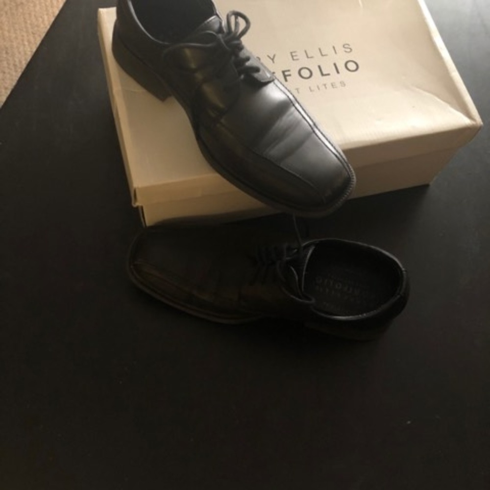 Perry Ellis Portfolio Dress Lites